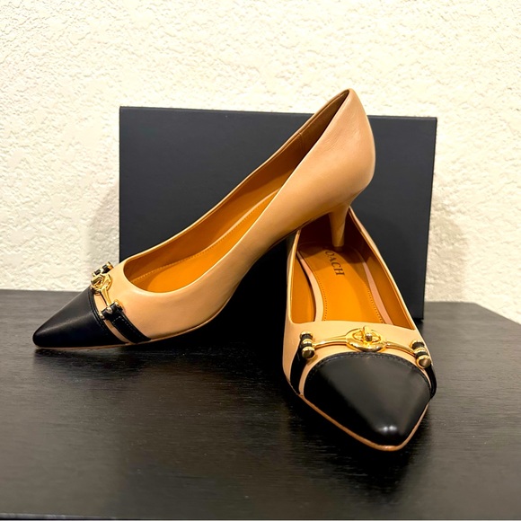 NIB Coach Lauri Silky Nap Pumps - Picture 1 of 6